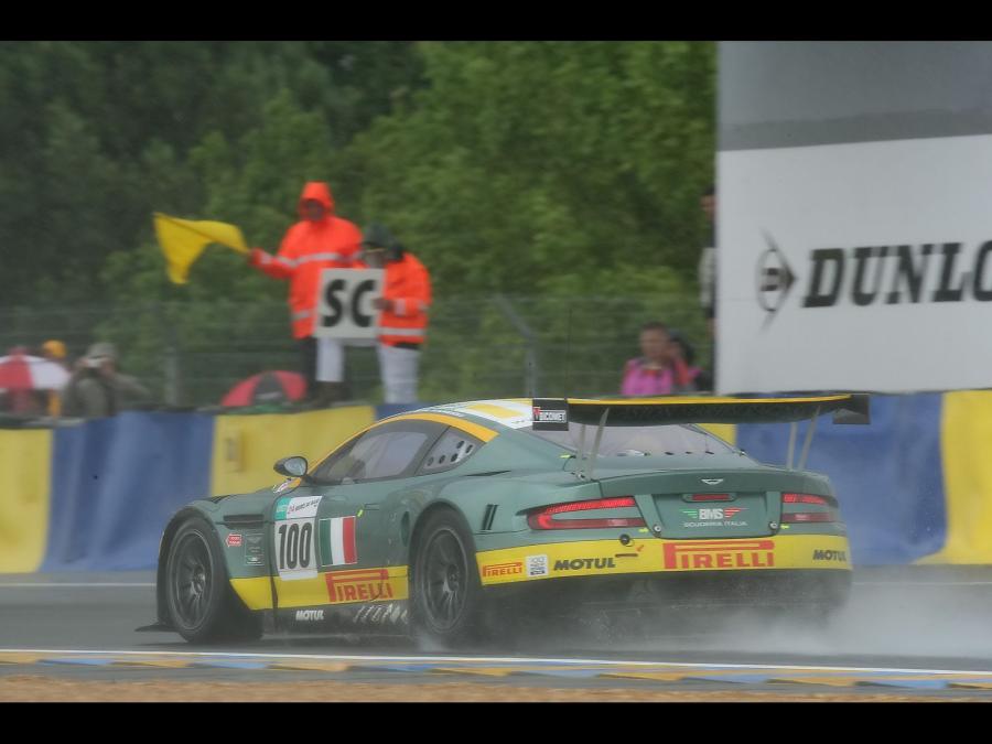  Aston Martin DBR9 Le Mans Winner 2007 года  (фото 11 из 21)